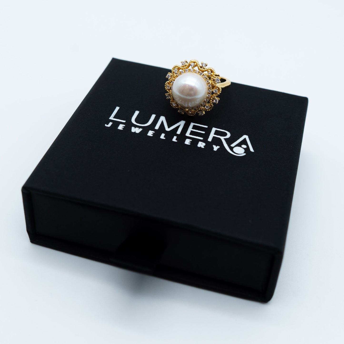 Essentials Ring