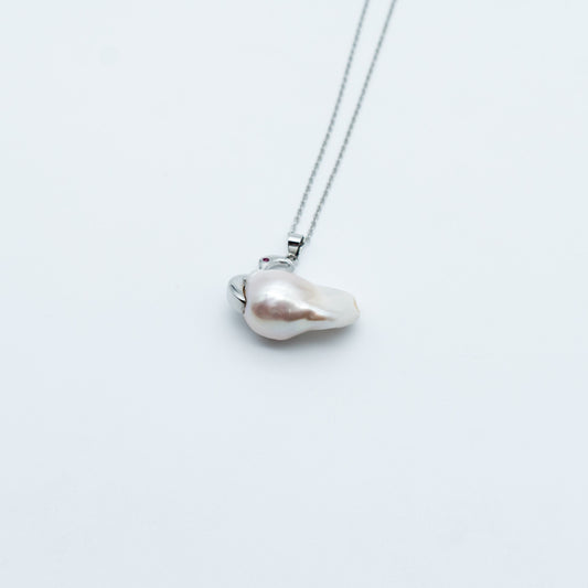 Essentials Pendant