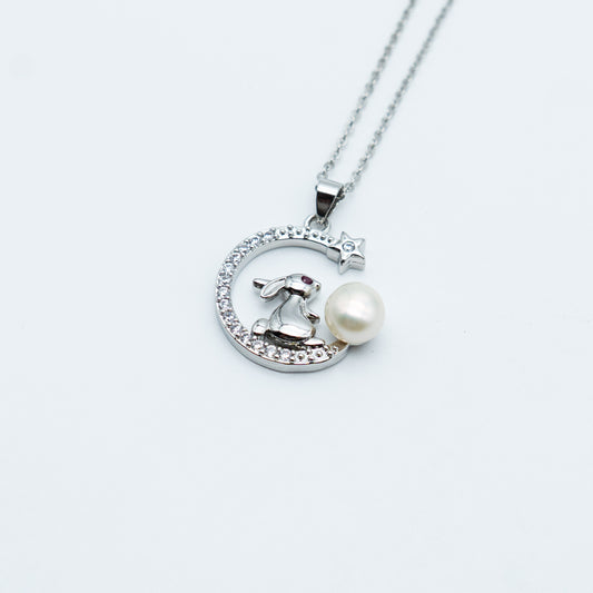 Essentials Pendant