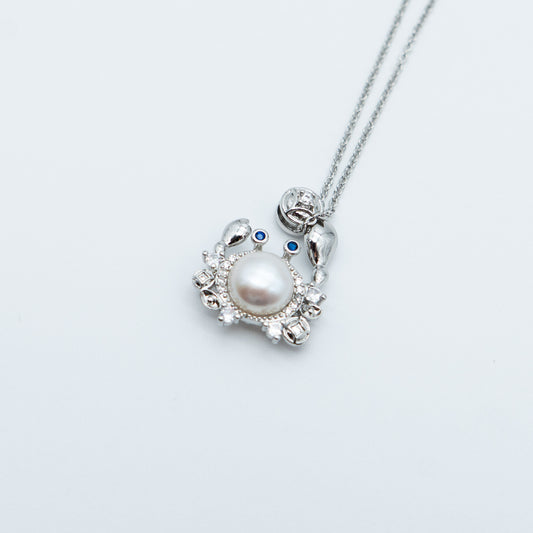 Essentials Pendant