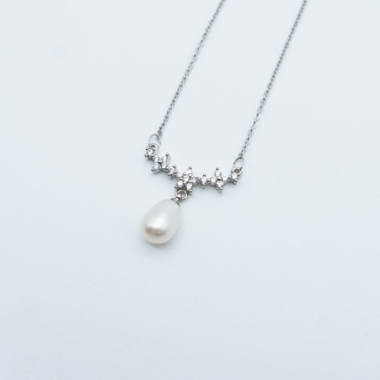 Essentials Pendant