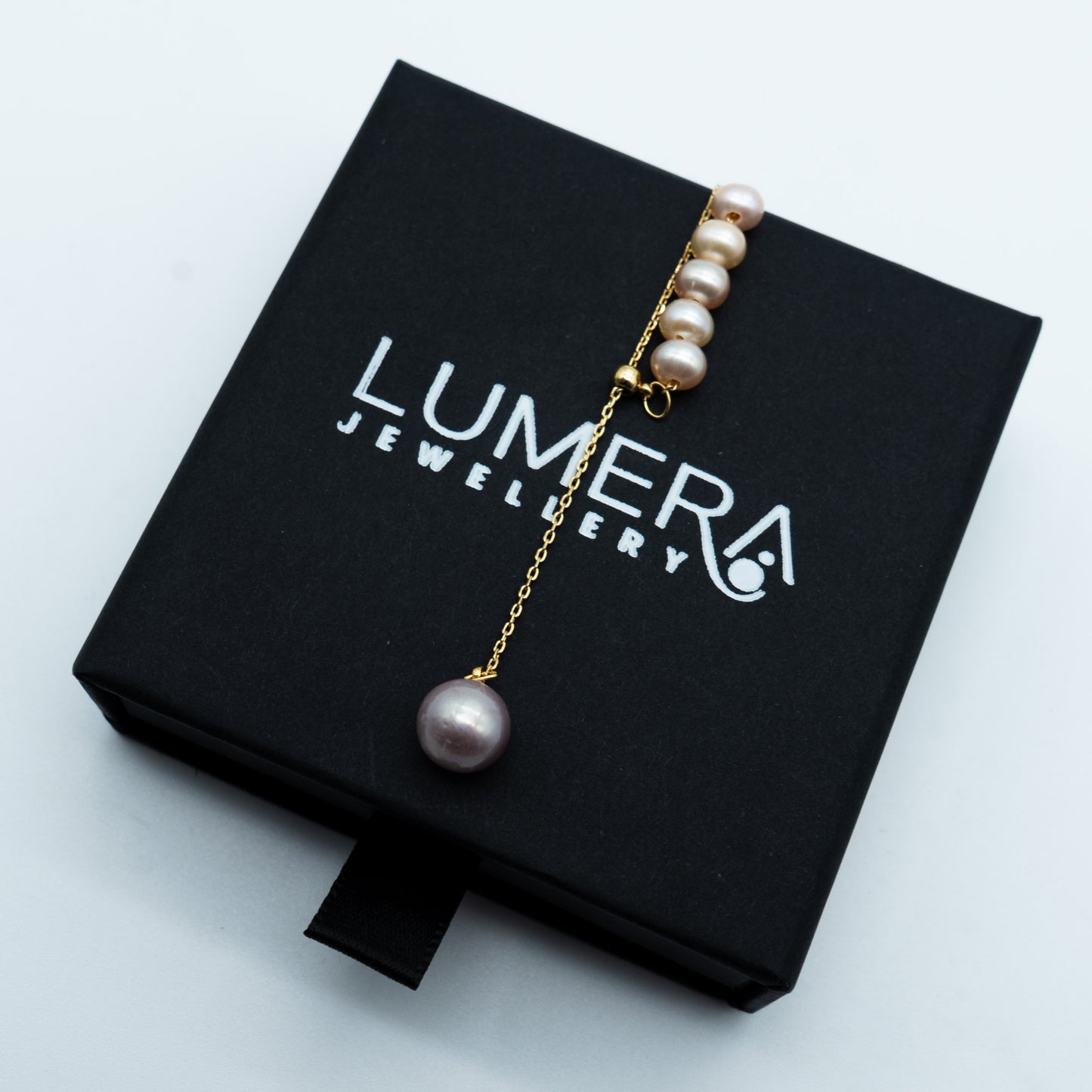 Essentials Pendant