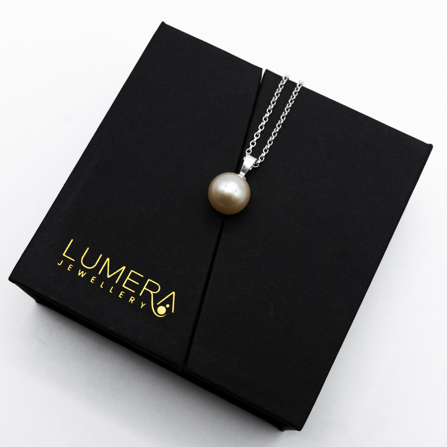 Pendant No.06
