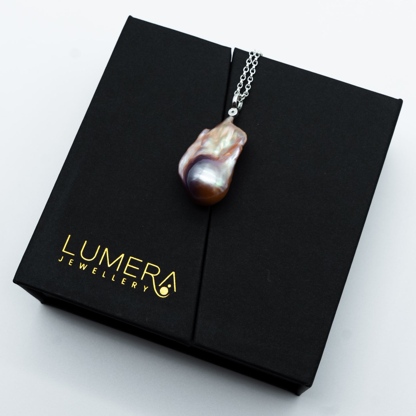 Pendant No.16