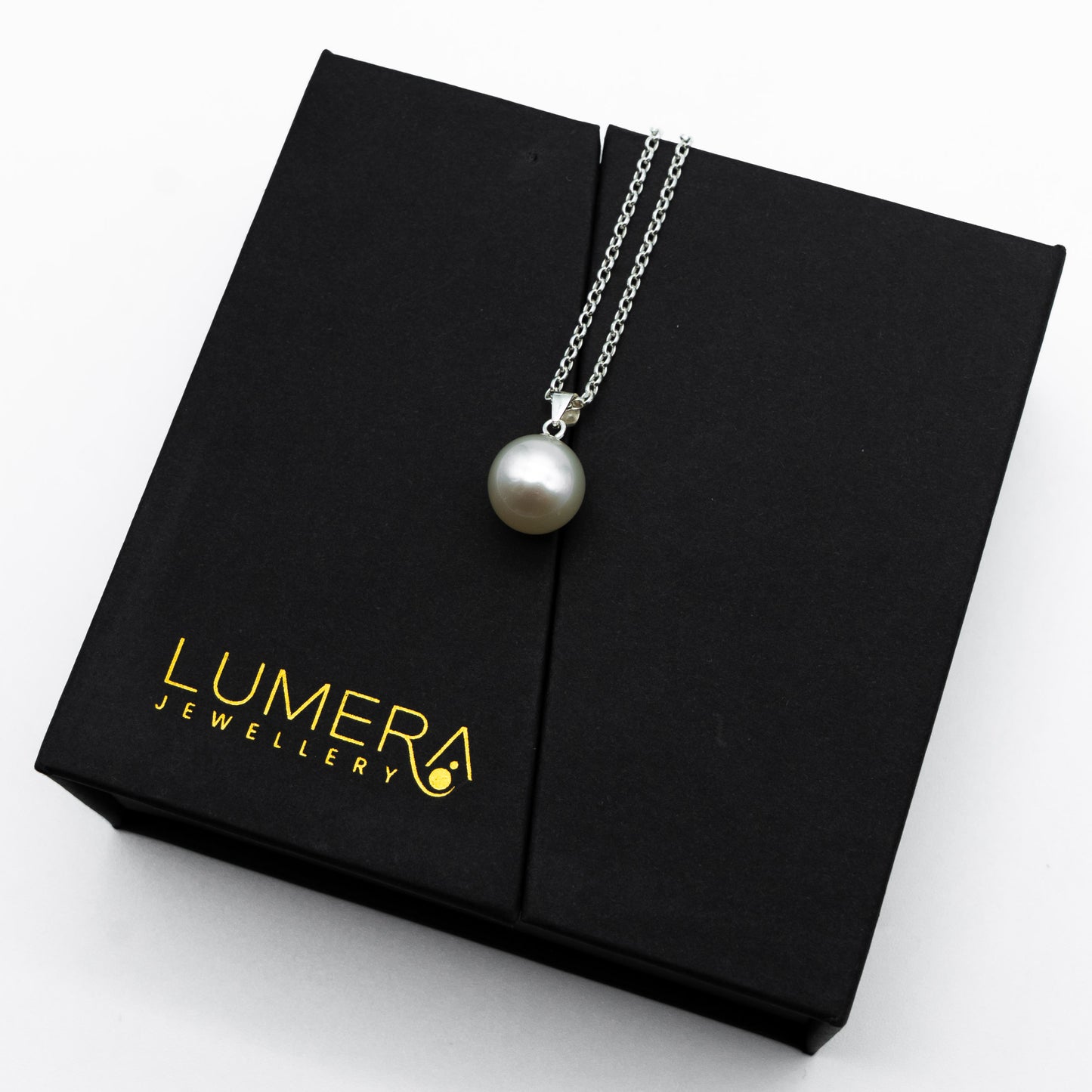 Pendant No.26