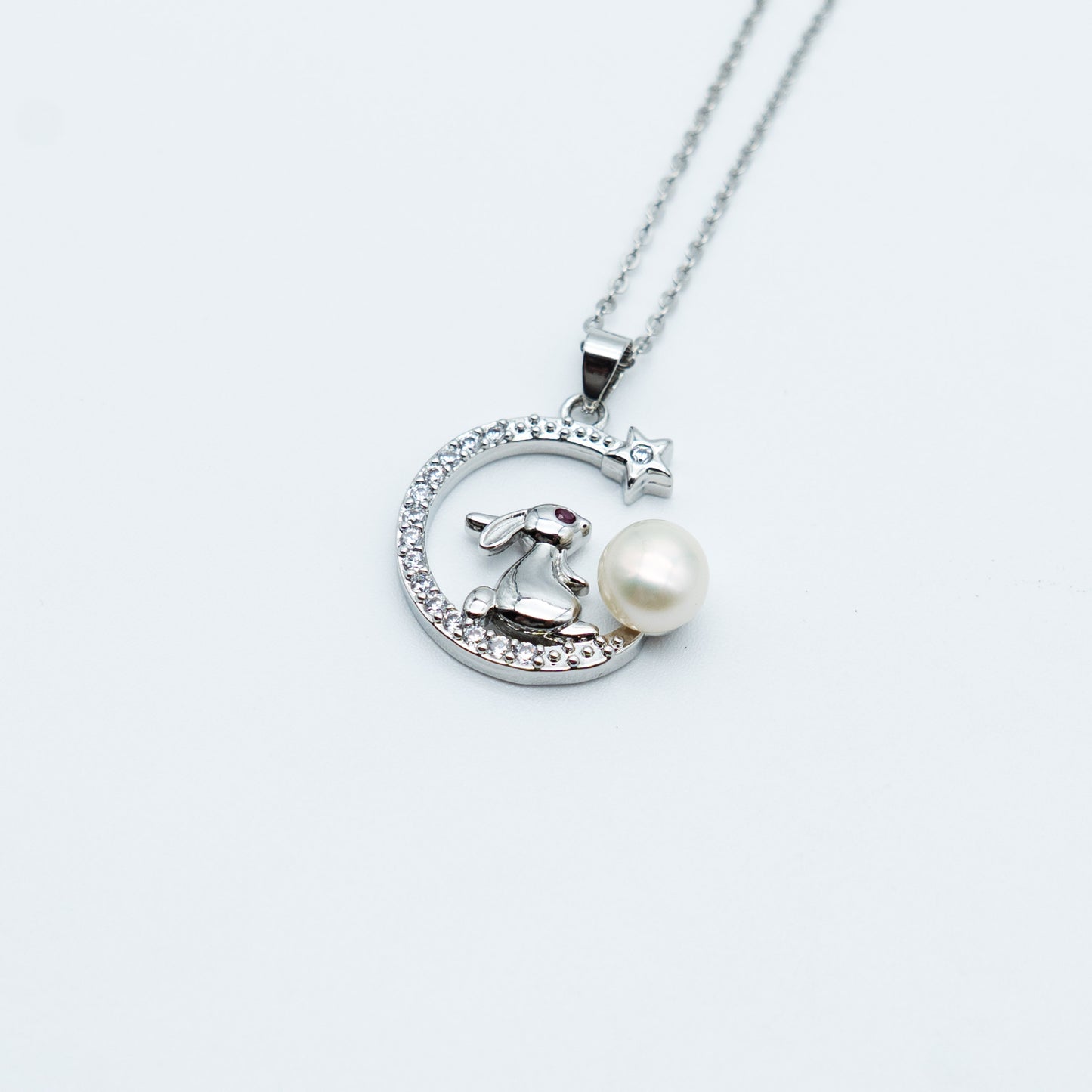 Essentials Pendant