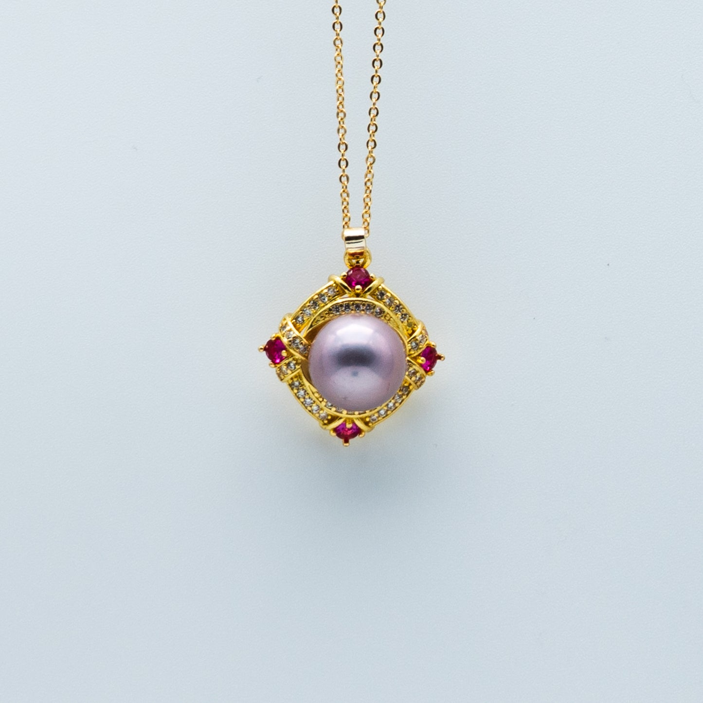 Essentials Pendant