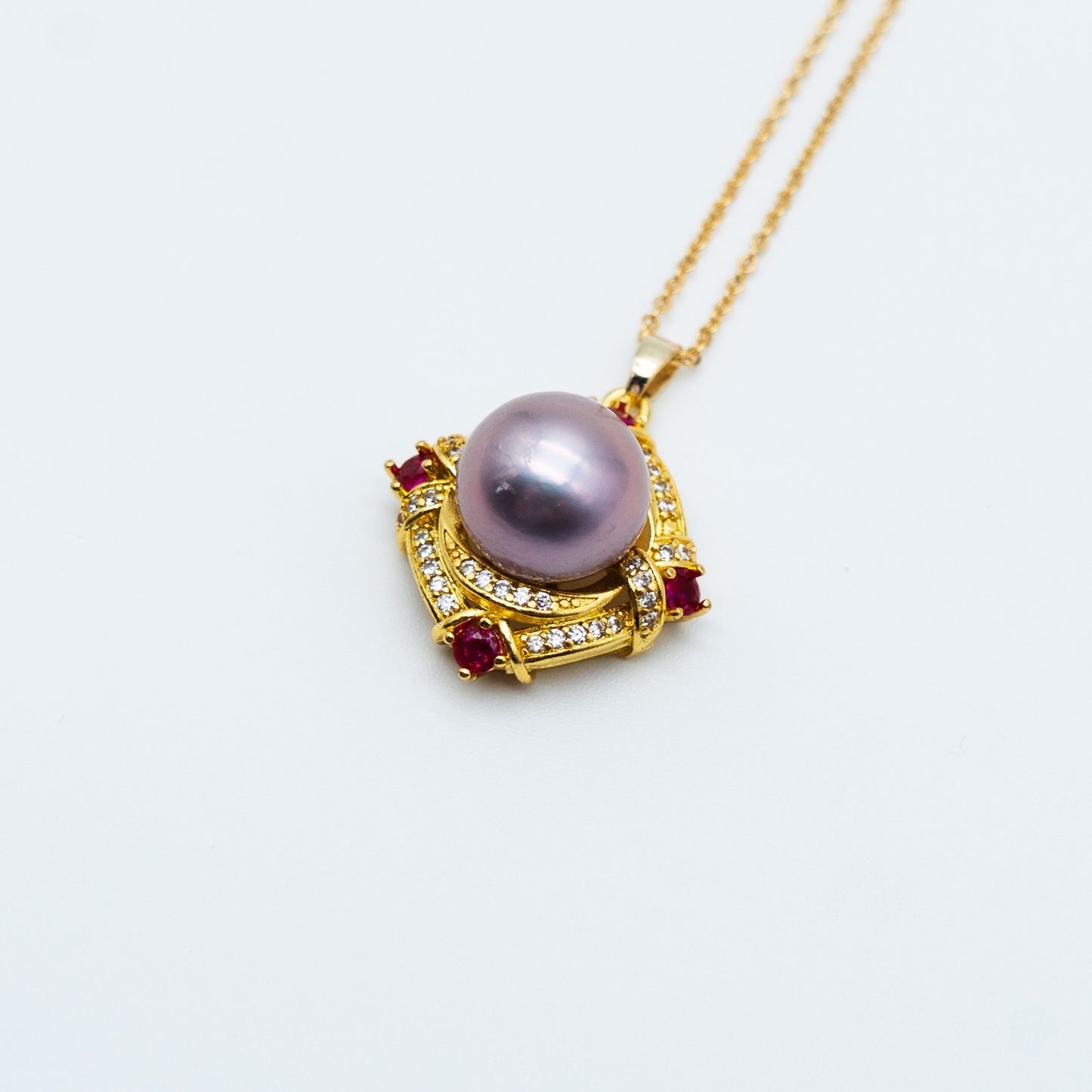Essentials Pendant