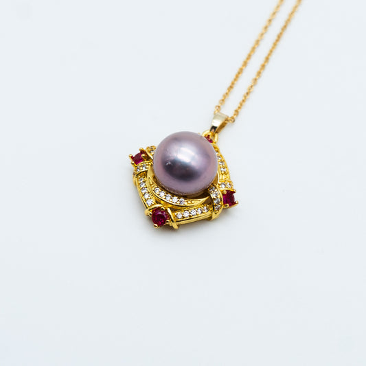 Essentials Pendant