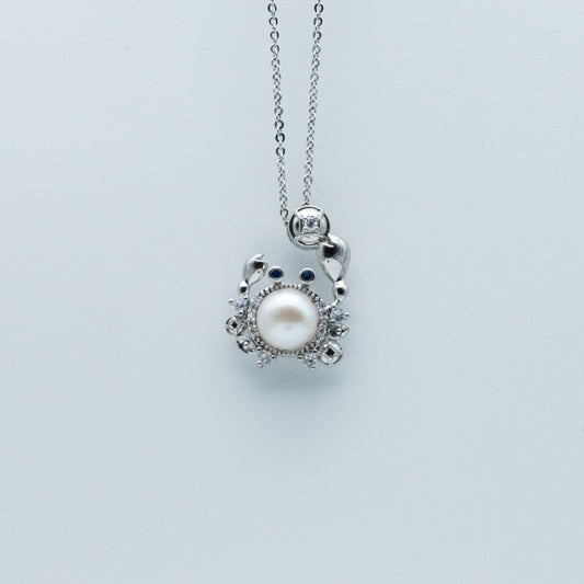 Essentials Pendant