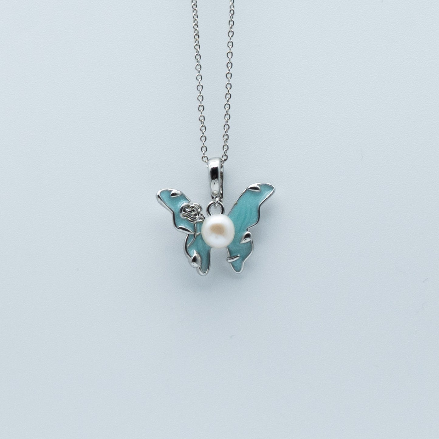Essentials Pendant