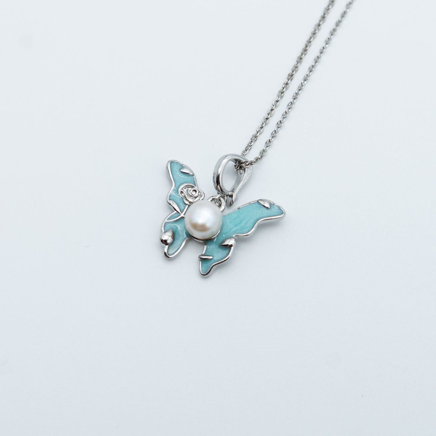 Essentials Pendant