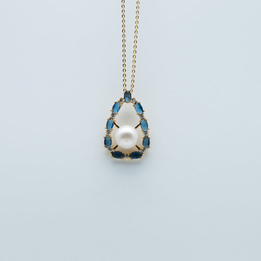 Essentials Pendant