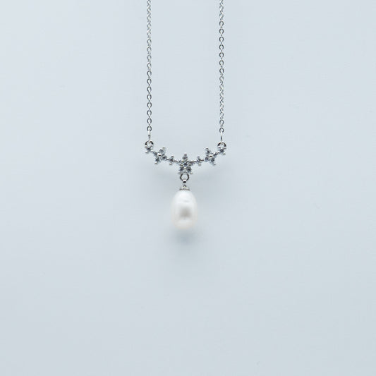Essentials Pendant