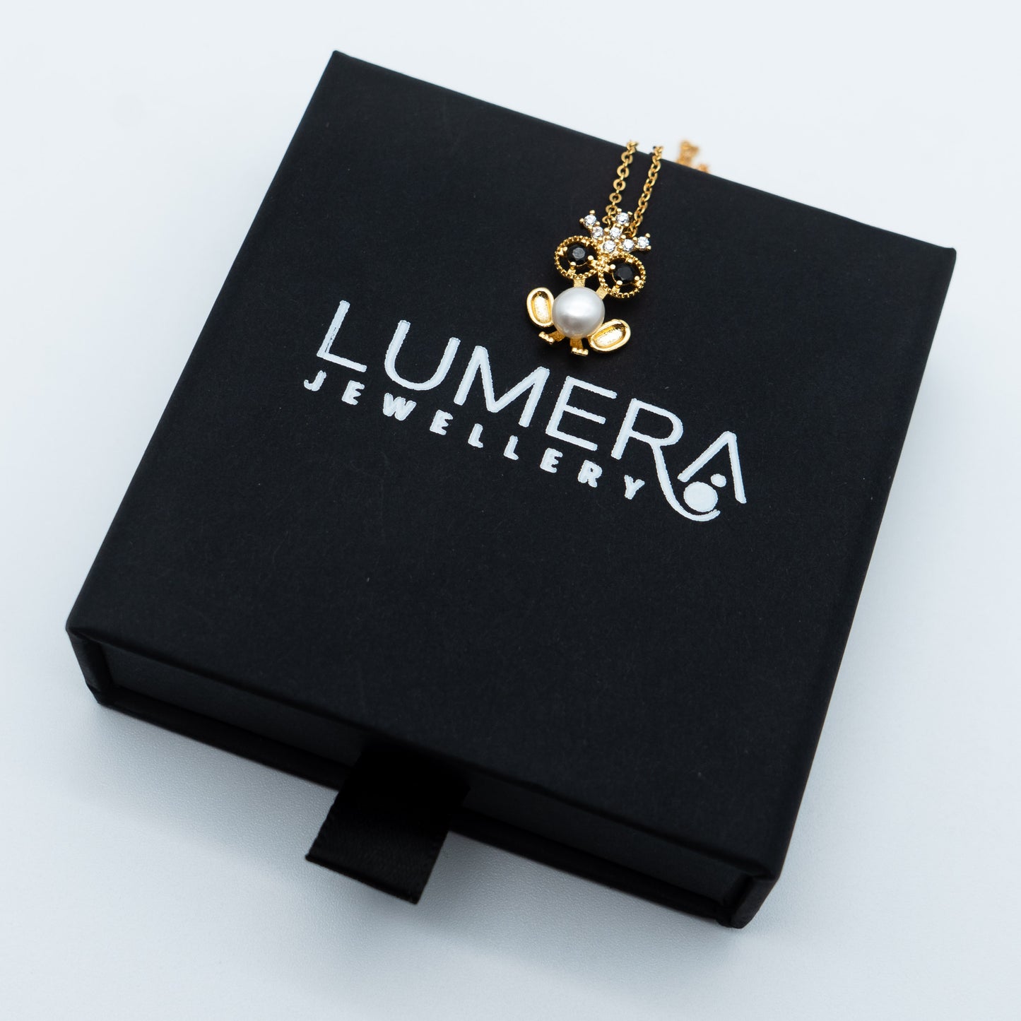 Essentials Pendant