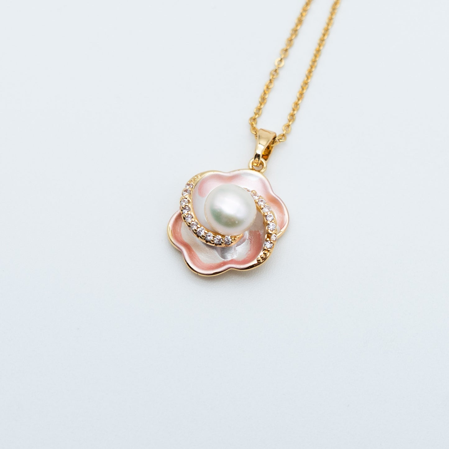 Essentials Pendant
