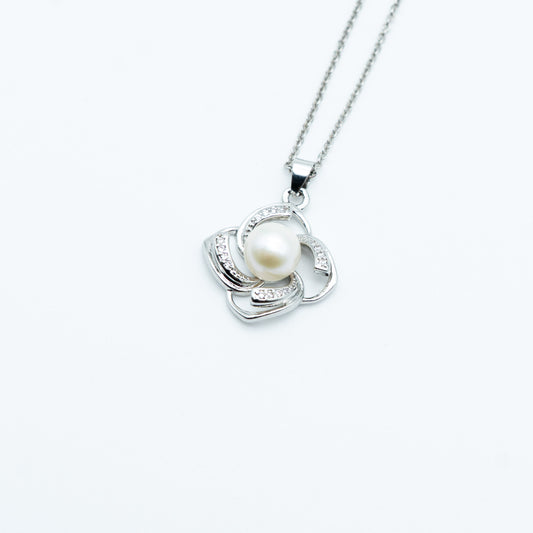 Essentials Pendant