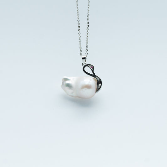 Essentials Pendant
