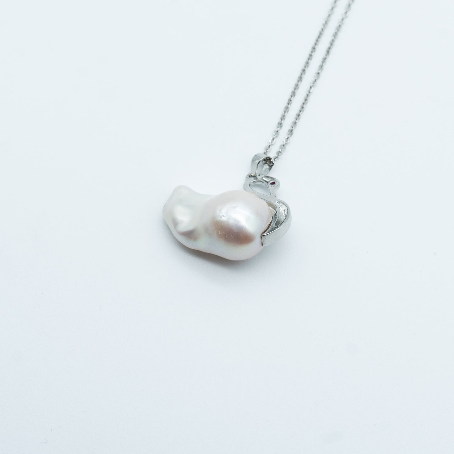 Essentials Pendant