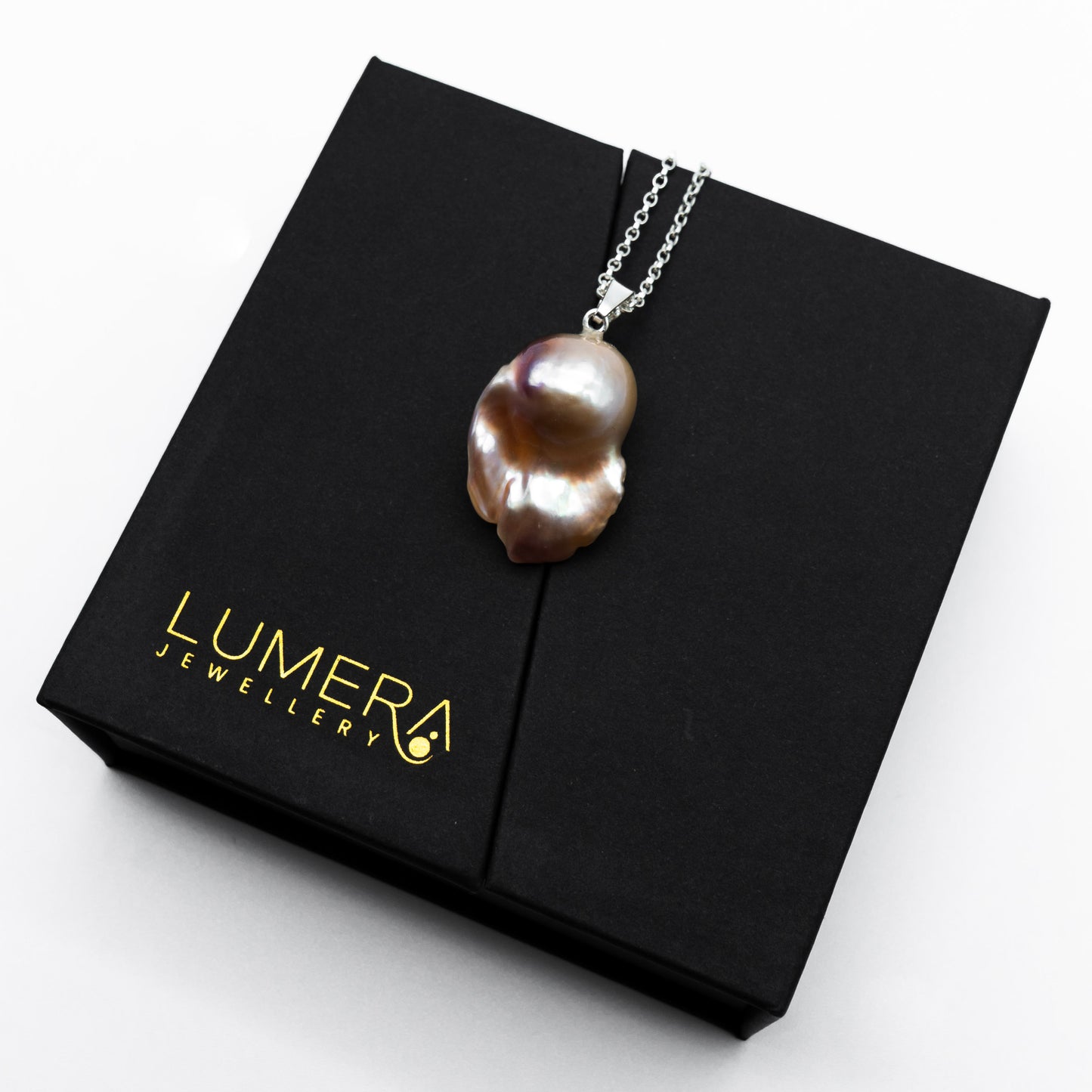 Pendant No.12
