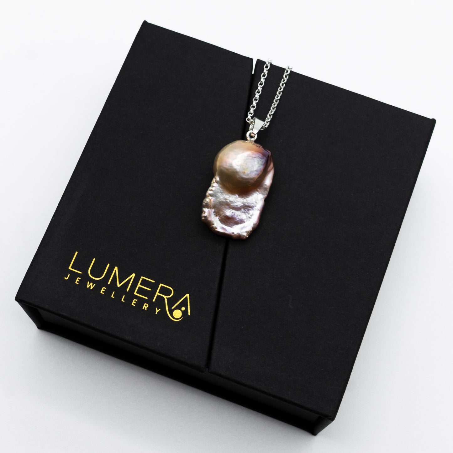 Pendant No.20