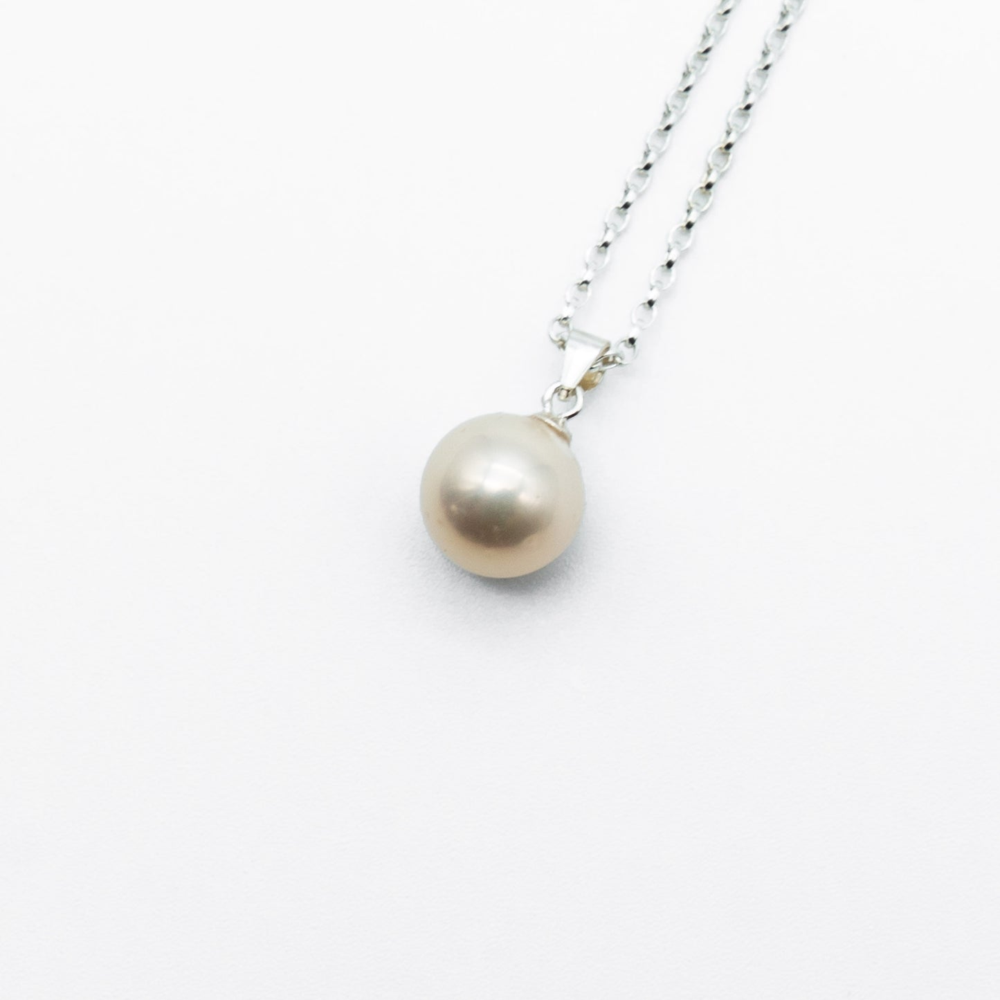 Pendant No.22